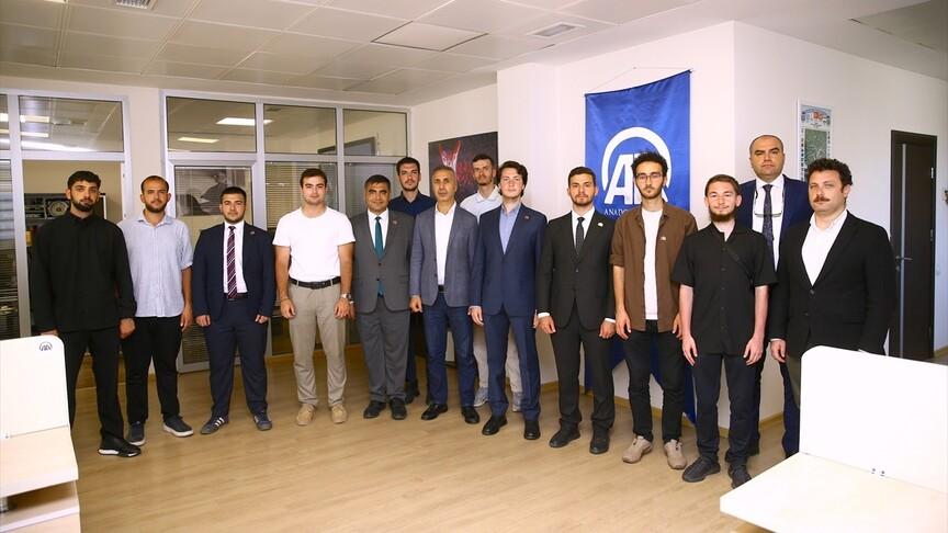 Türk ve Suriyeli Çerkez gençler Şam'da buluştu