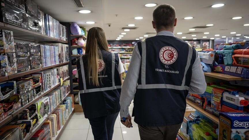 Ticaret Bakanlığı 5 günde 3 bin 612 kırtasiye işletmesini denetledi