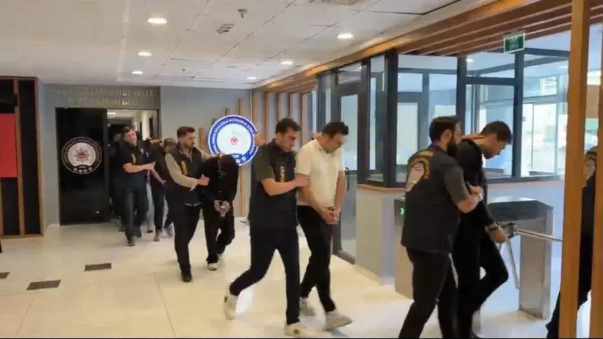 Bursa'da evlilik vaadi dolandırıcılığına operasyon: 10 tutuklama