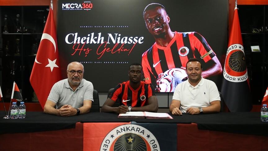 Gençlerbirliği, Cheikh Niasse'yi kiralık transfer etti