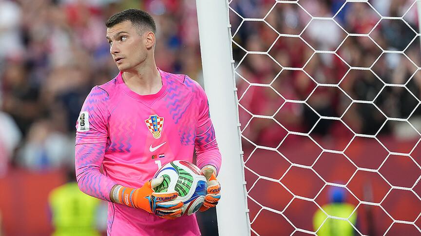 Livakovic Fenerbahçe'den Barcelona'ya transfer oldu