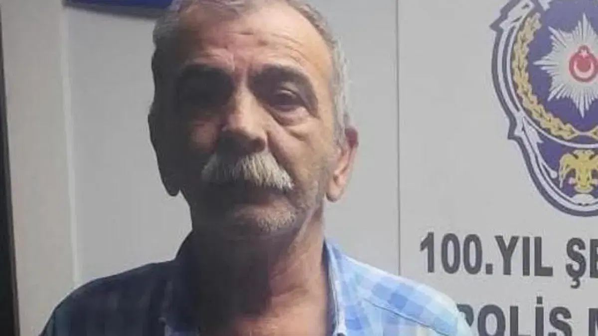 Ankara'da petshop sahibi balkondan sepet sarkıtarak kaçak alkol sattı