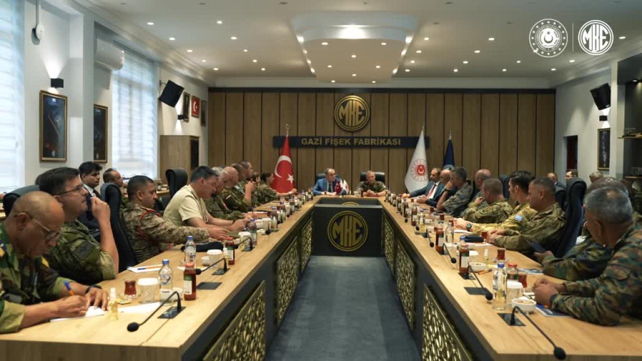 NATO Askeri Komite Başkanı: İttifak her cephede hazır