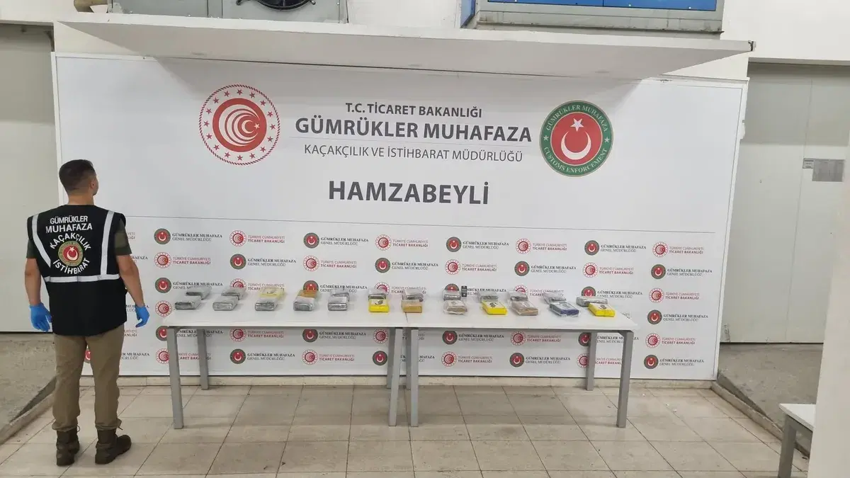 Edirne'de iki gümrük kapısında 175 kilo uyuşturucu ele geçirildi