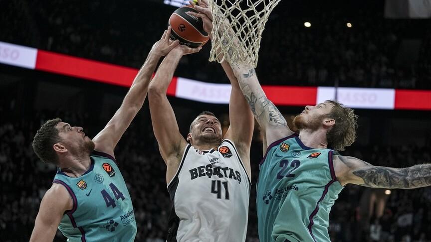 Beşiktaş, Avrupa Ligi'nde Barcelona'ya 95-82 yenildi