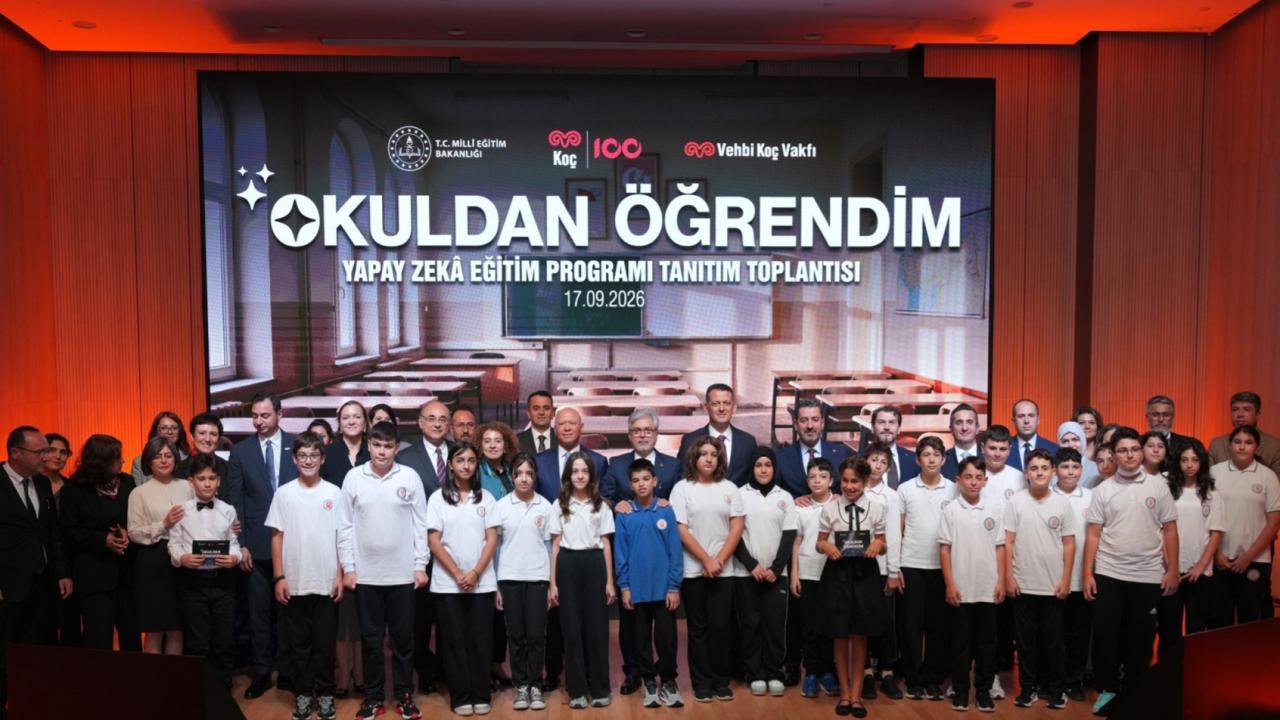 MEB ve Koç iş birliğiyle 5,2 milyon öğrenciye yapay zeka eğitimi