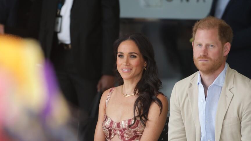Prens Harry ve Meghan Markle İngiltere'ye dönüyor iddiası