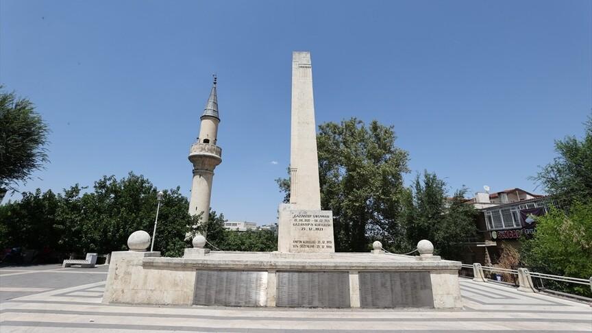 Gaziantep'te tarihi camide Fransız işgalinin mermi izleri bulundu