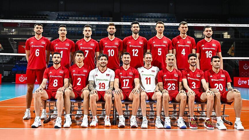 Erkek Milli Voleybol Takımı Akdeniz Oyunları'nda yarı finale çıktı