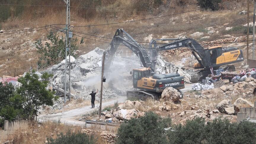 B'Tselem: İsrail 66'ncı Filistin köyünü boşaltıp yıktı