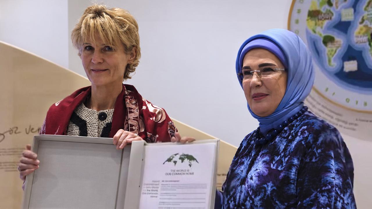 Emine Erdoğan, Diana Fox Carney ile Sıfır Atık Vakfını ziyaret etti