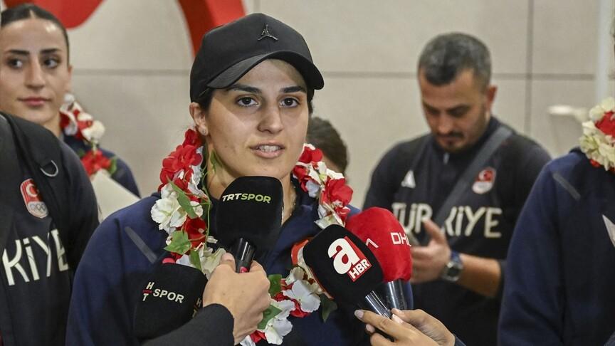 Milli boksörler Avrupa'dan 10 madalyayla döndü