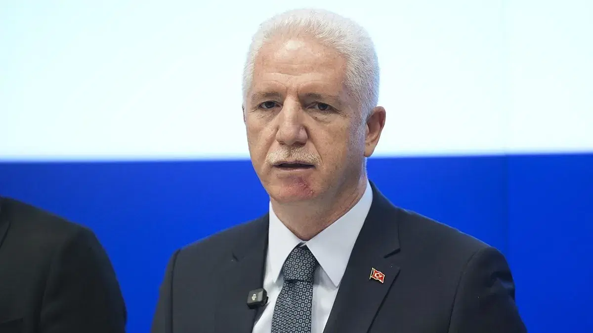 Maltepe'de çöken binada 3 kişi hâlâ enkaz altında