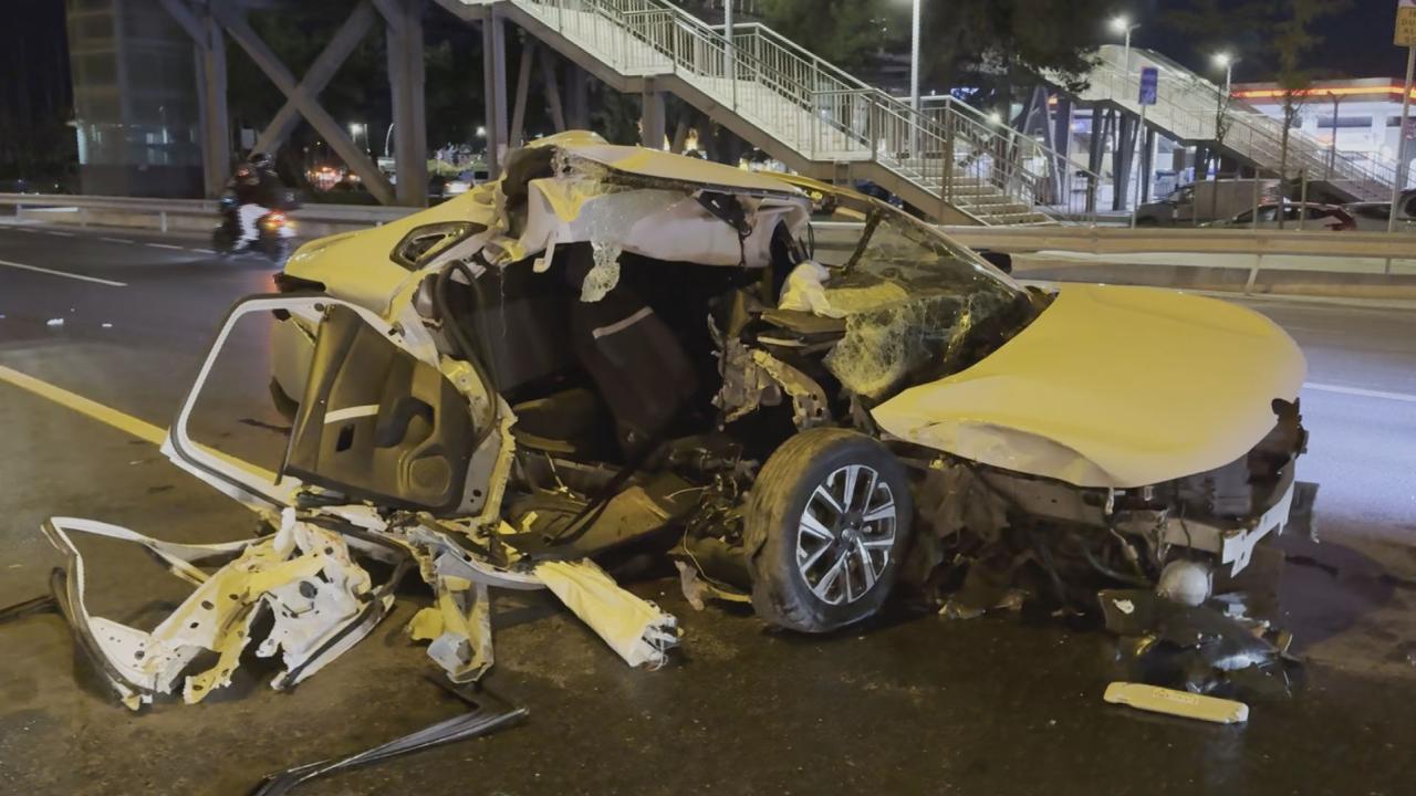 Büyükçekmece'de zincirleme kaza: 3 yaralı