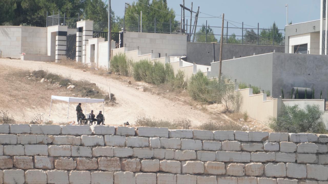 İsrail'in Batı Şeria'da 3 eve ablukası 12. günde