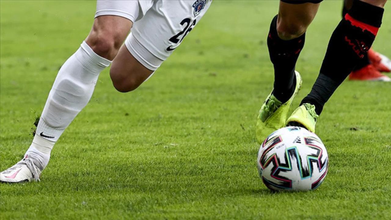 Türk dünyası futbolcuları yabancı sayılmayacak