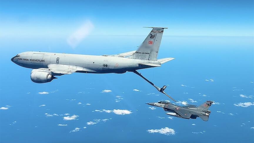 TSK'nın 5 F-16'sı NATO Görevi İçin Estonya'ya Ulaştı