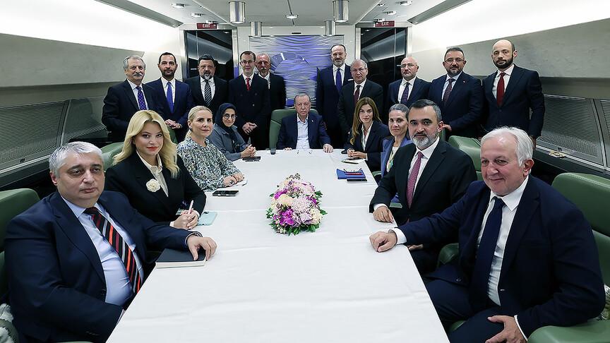 Erdoğan: Çerçeve yasanın uygulanması için örgütün silah bırakması gerekir