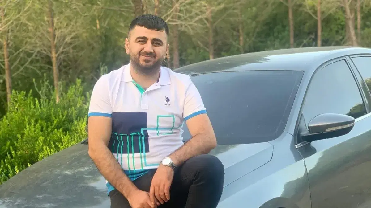 Hatay'da 28 yaşındaki genç araç yanında ölü bulundu