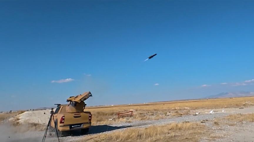 ROKETSAN'ın KARAOK sistemi ilk kez hava hedefini vurdu