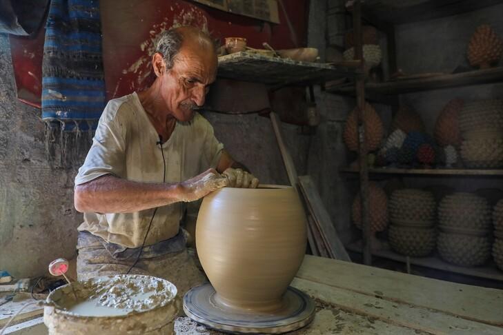 Tunus'ta 170 yıllık çömlekçilik geleneği yaşatılıyor
