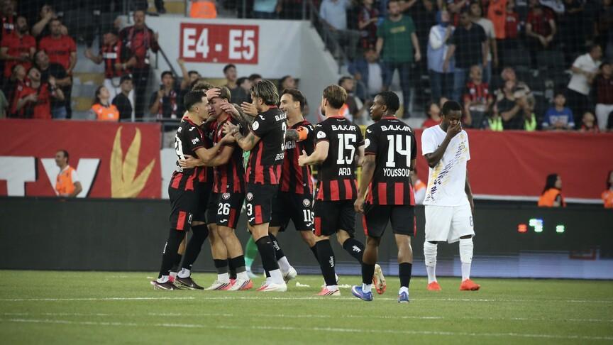 Çorum FK, Eyüpspor'u 3 golle geçti