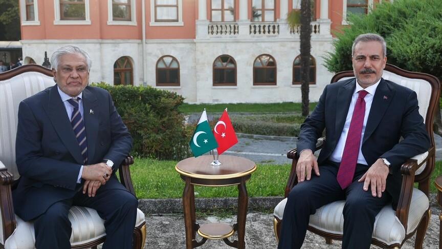 Dışişleri Bakanı Fidan, Pakistanlı mevkidaşı ile görüştü