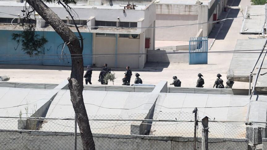 İsrail UNRWA Kalendiya Eğitim Merkezi'ndeki askeri varlığını takviye etti