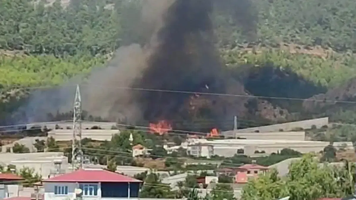 Bozyazı'daki orman yangınına 230 personel ve hava desteği