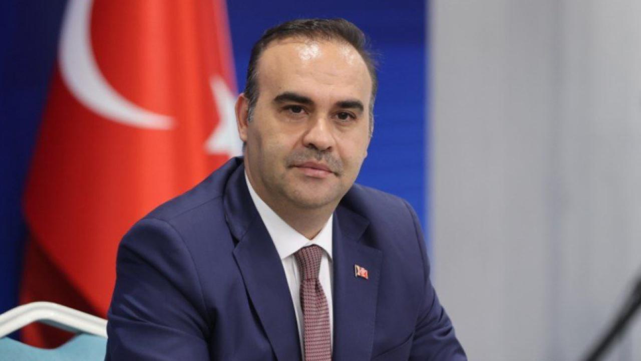 Bakan Kacır: Teknoloji girişimlerinin yanında olmaya devam edeceğiz