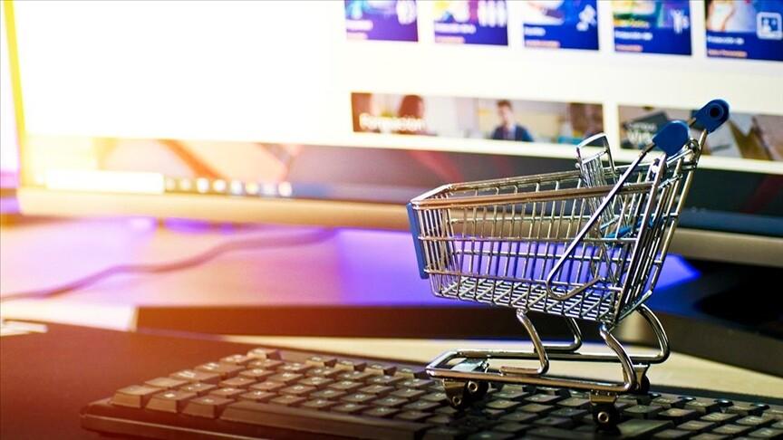 Okula dönüş alışverişleriyle e-ticaret hacmi 400 milyar lirayı aşacak