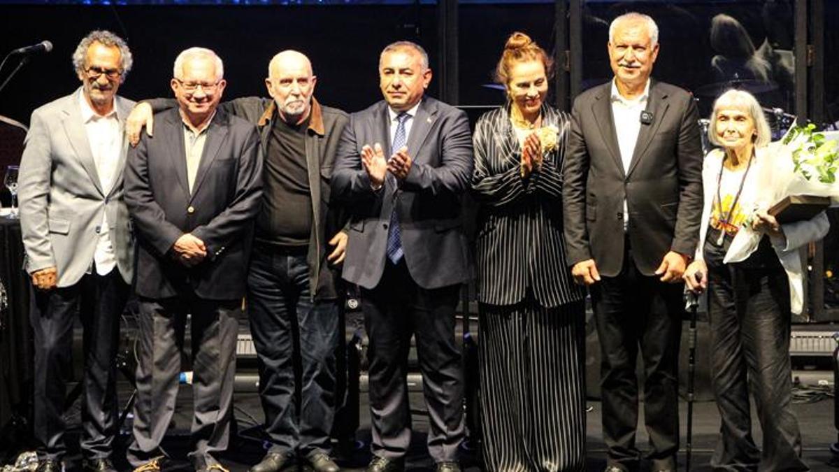 33. Adana Altın Koza Film Festivali Orhan Kemal Emek Ödülleriyle Açıldı