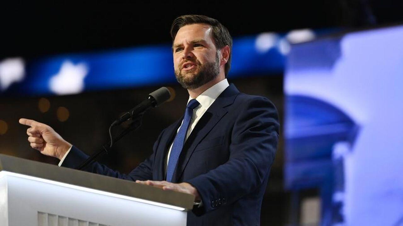Vance: İsrail'in tutumuna bakılmaksızın İran’la diplomasi devam edecek