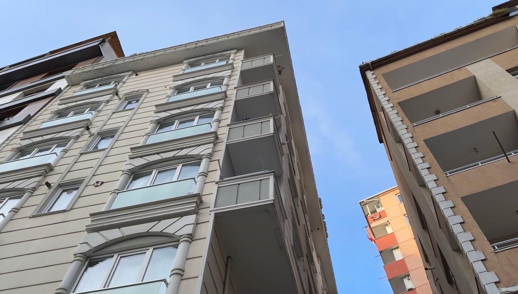 Kağıthane’de binanın 6'ncı katındaki terastan düşen mimar hayatını kaybetti
