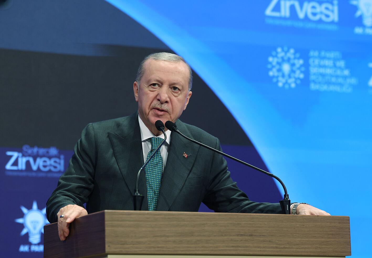 Cumhurbaşkanı Erdoğan: 30 sene önce tarihe gömdüğümüz sabıkalı belediyecilik yeniden hortladı