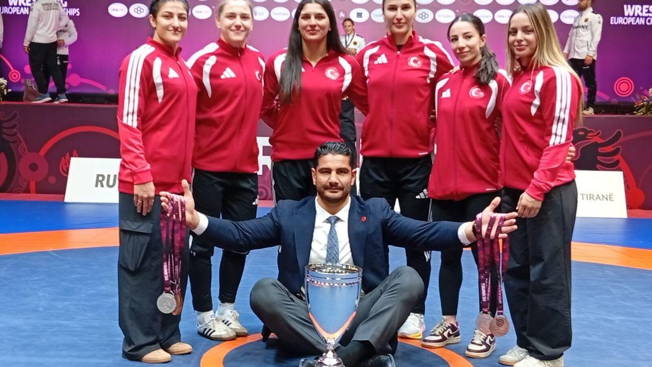 Kadın Güreş Milli Takımı, 122 puanla Avrupa ikincisi oldu