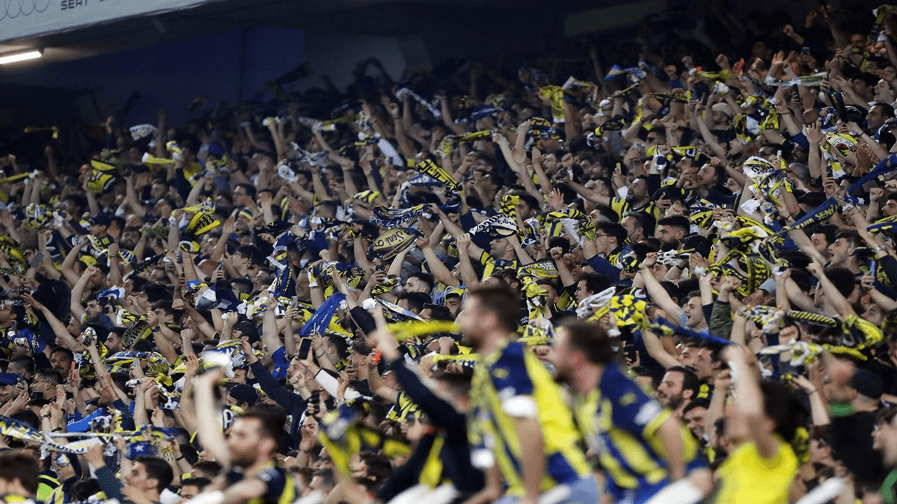 Fenerbahçe'den RAMS Başakşehir FK maçında 18 yaş altı taraftara ücretsiz bilet