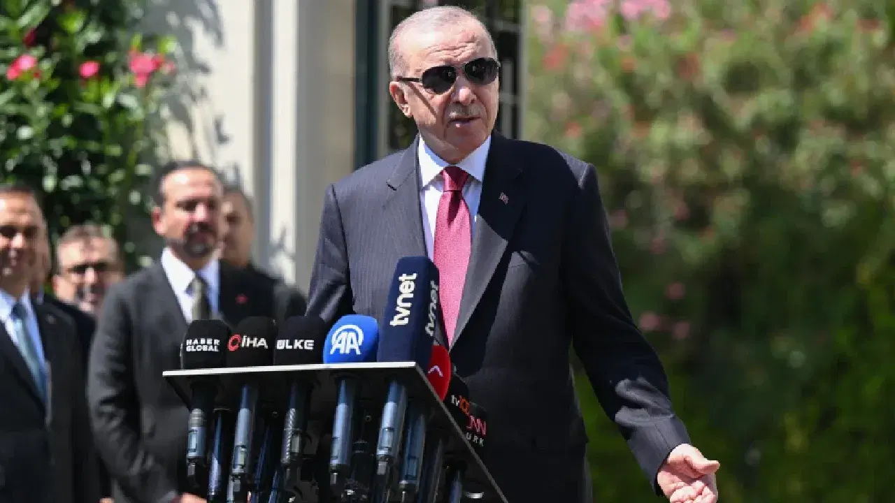 Cumhurbaşkanı Erdoğan'dan Ayasofya'nın 6. yılı mesajı: "Ayasofya'yı açmak bize nasip oldu"