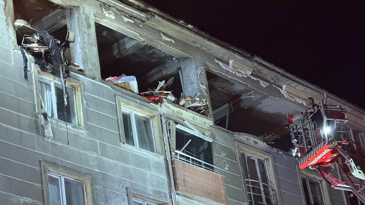 Tekirdağ'da apartman dairesinde patlama ve yangın: 2 ölü, 2 yaralı