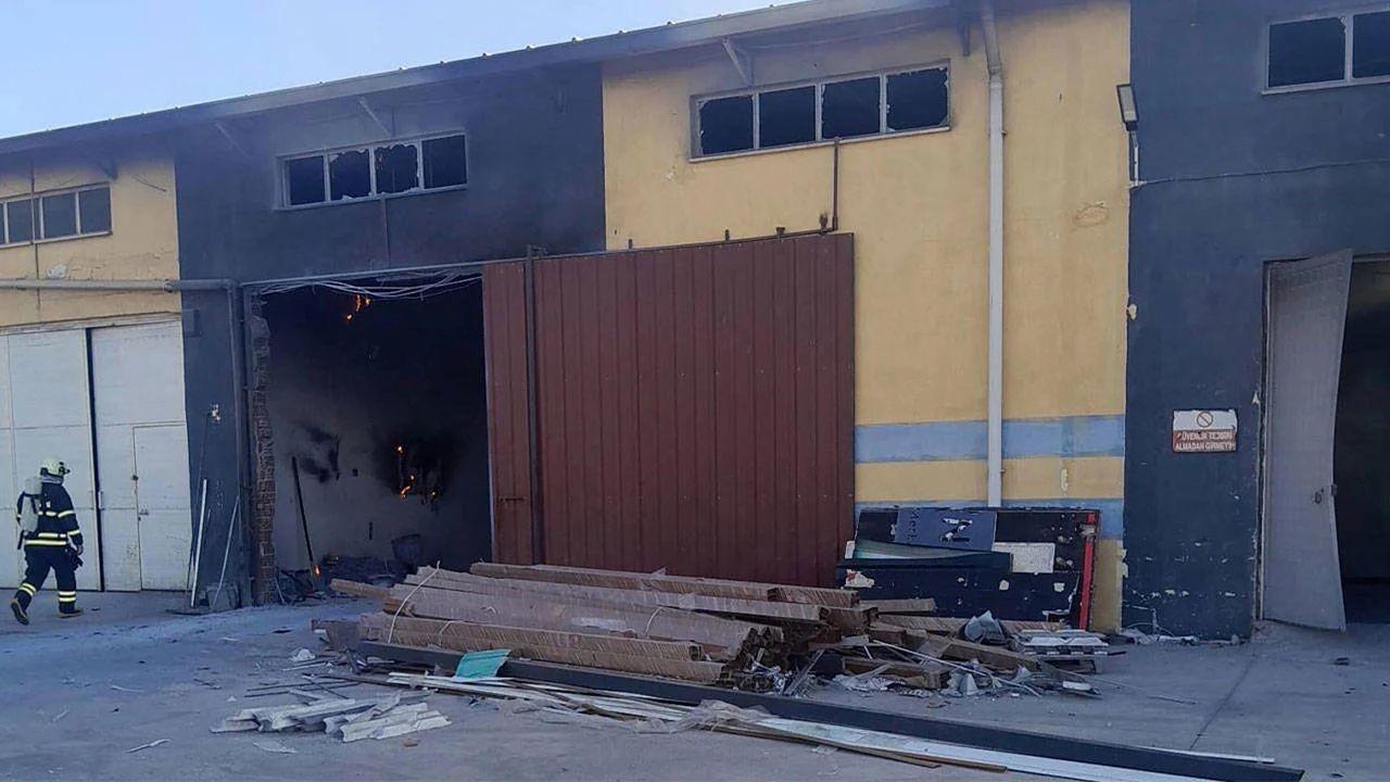 Metal fabrikasında eritme kazanı patladı; 1 işçi ağır yaralı