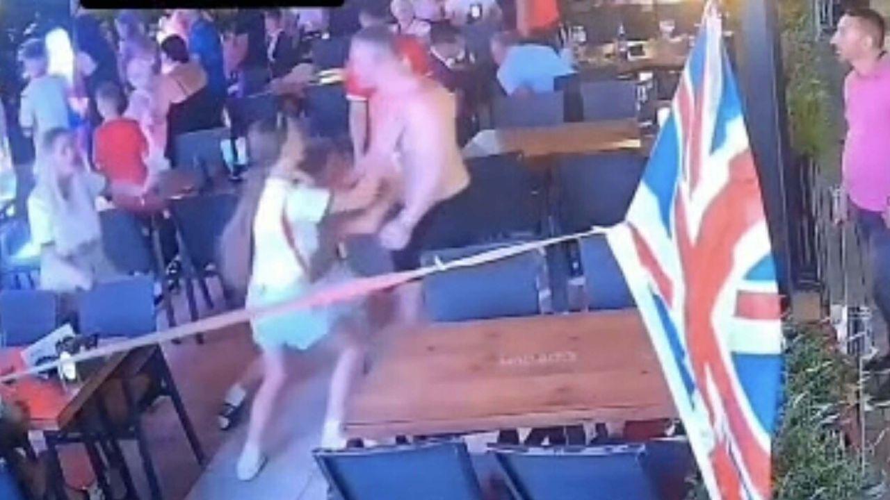 Marmaris'te restoranda İngiliz çiftin kavgası