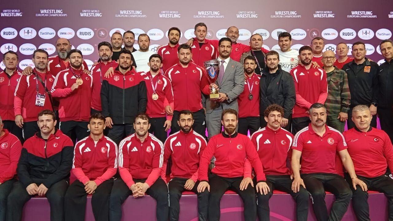 Grekoromen Güreş Milli Takımı, Avrupa ikincisi oldu